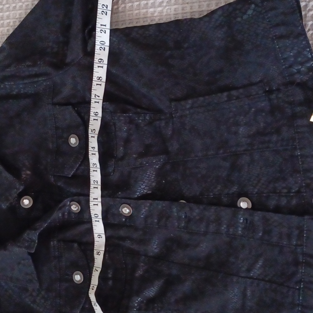 Jacket - Picture 5 of 6